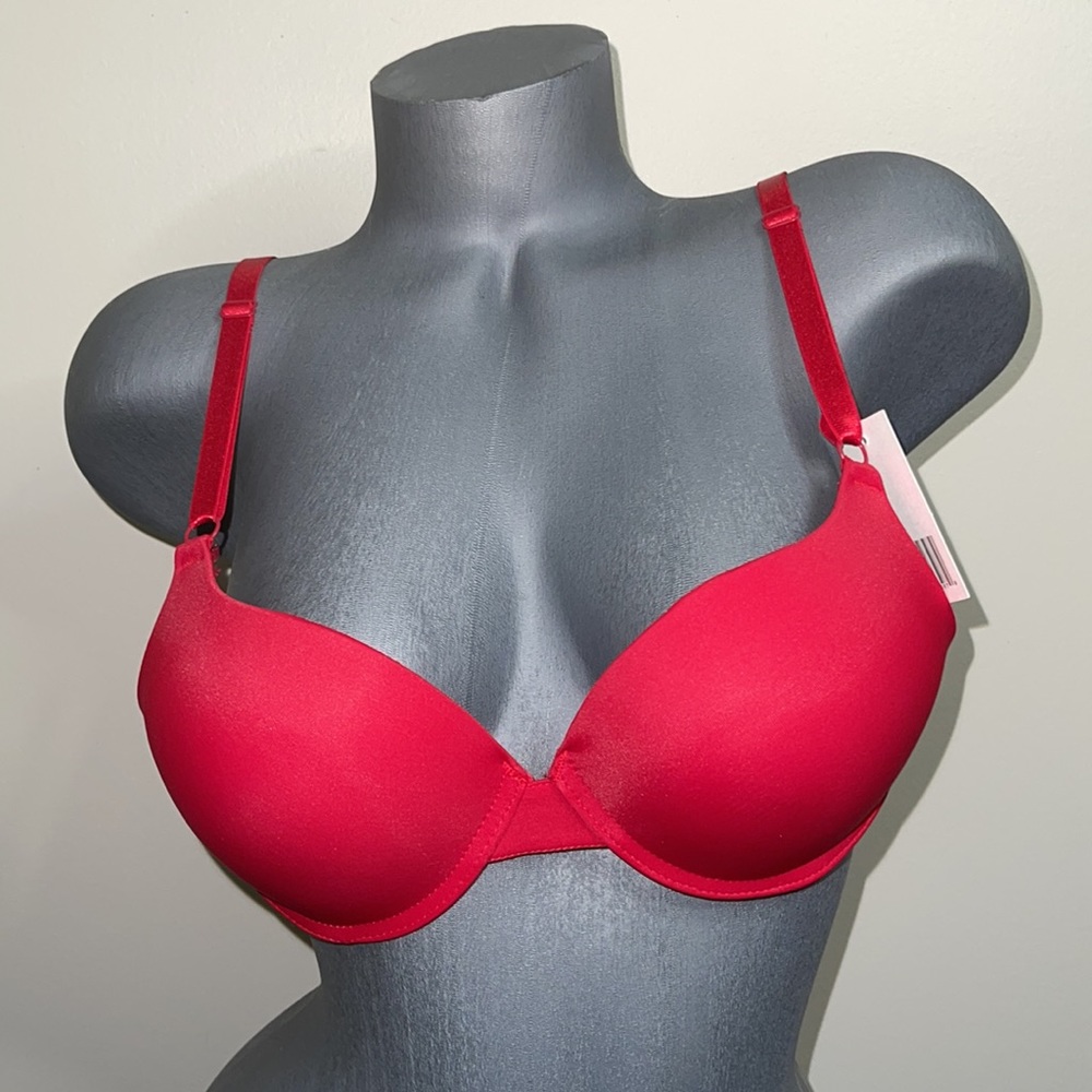 Super Extra Push Up Extreme Padded Maximum Lift Bombshell Add Two Cup Bra.